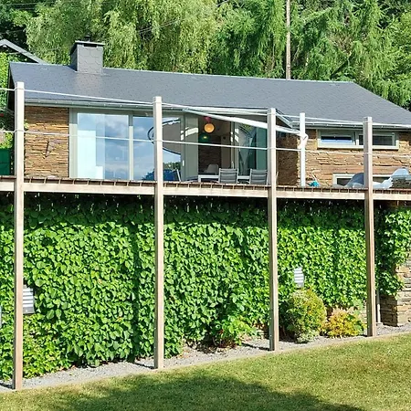 Villa Escape *